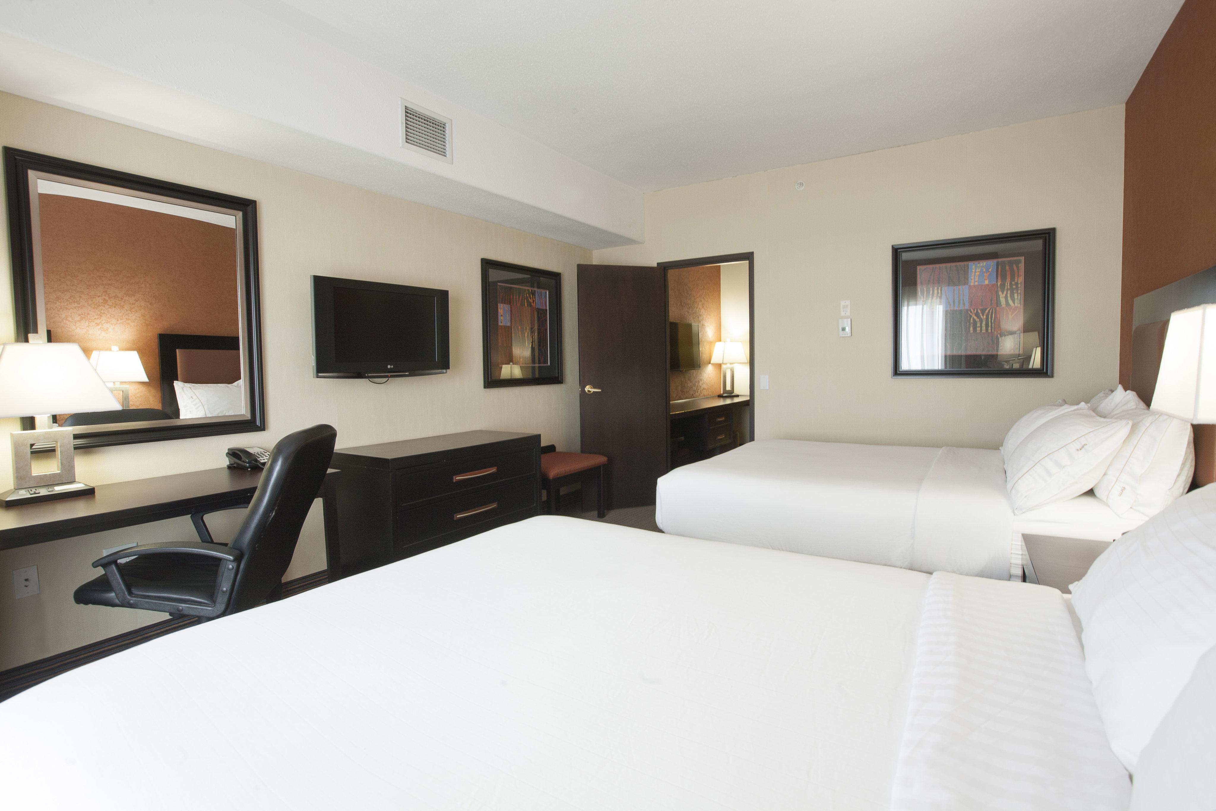 Holiday Inn Express Airport Calgary By Ihg Exteriör bild